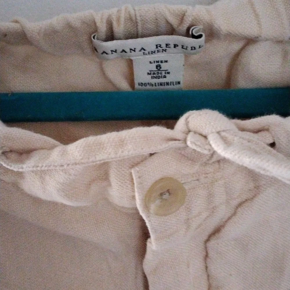 Banana Republic elastic back